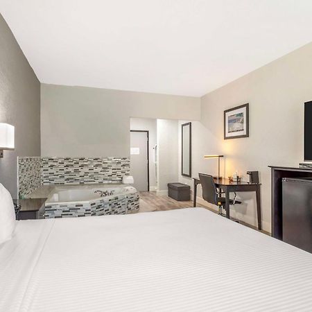 Surestay Plus By Best Western Texas City I-45 Eksteriør billede