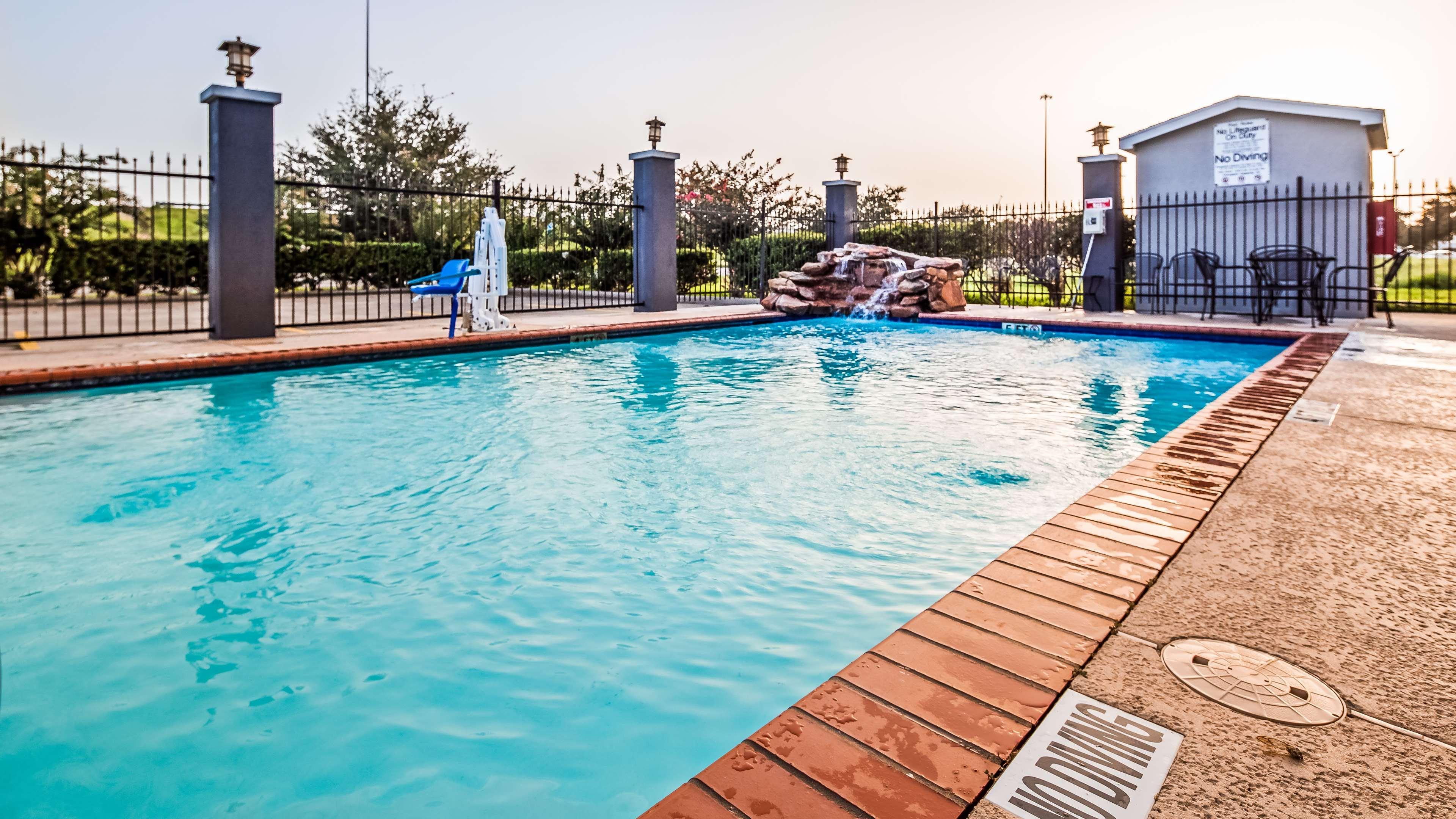 Surestay Plus By Best Western Texas City I-45 Eksteriør billede