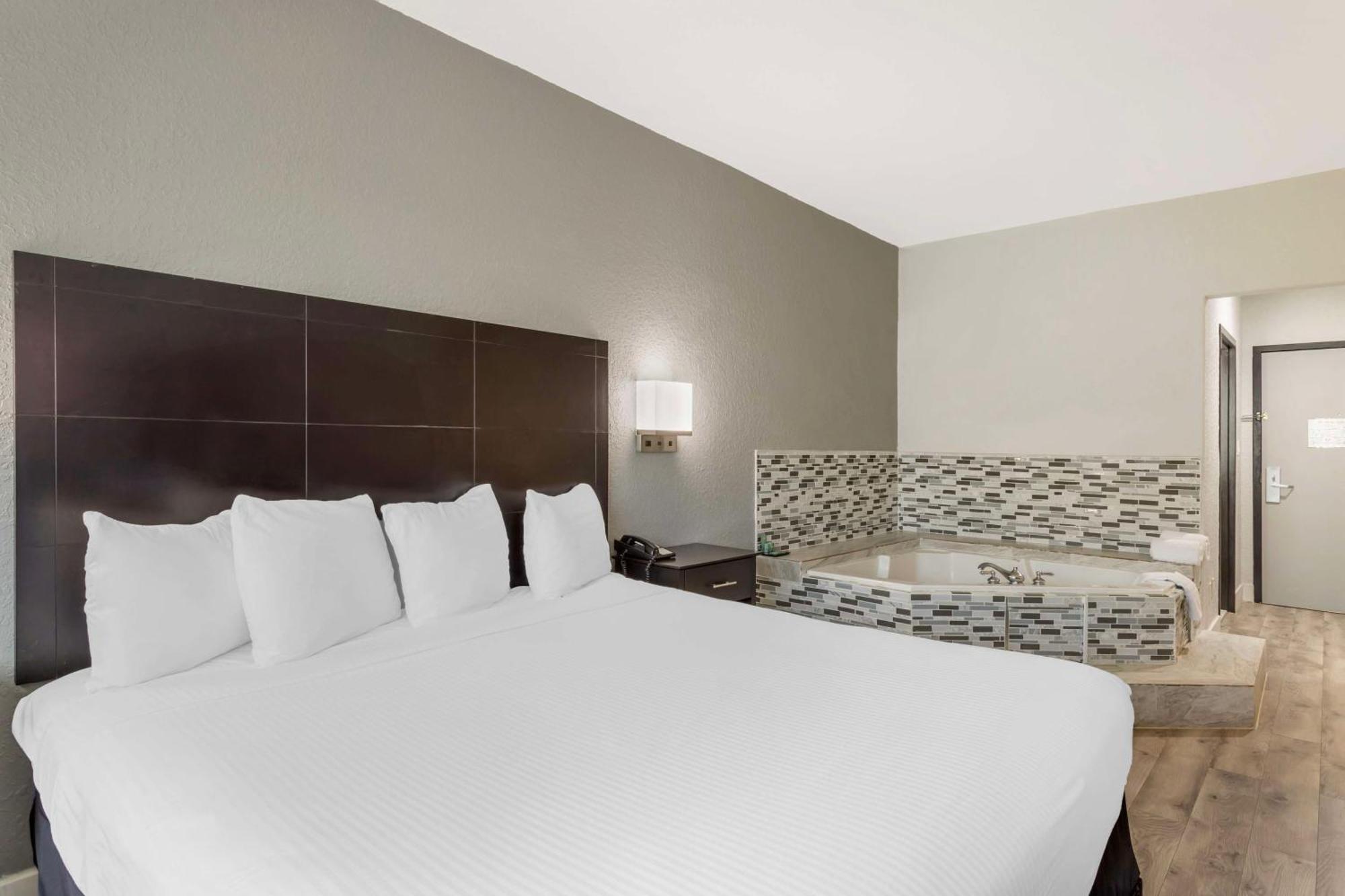 Surestay Plus By Best Western Texas City I-45 Eksteriør billede